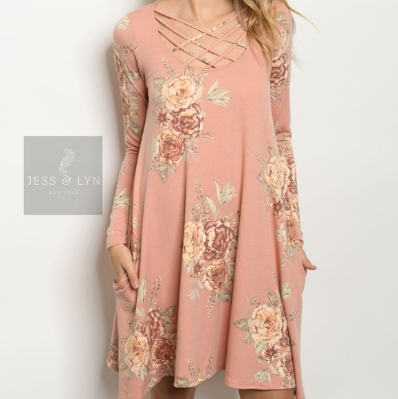 🆕Floral Swing Dress w/Pockets - Picture 6 of 16